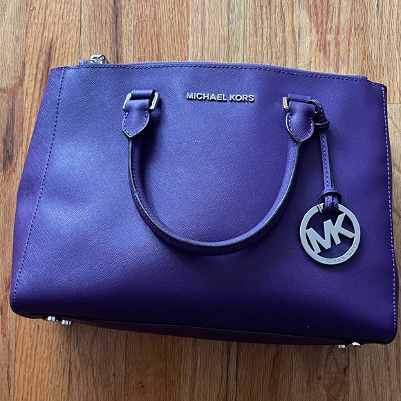 Michael Kors Purple Purse Leather Never Used - Picture 1 of 5
